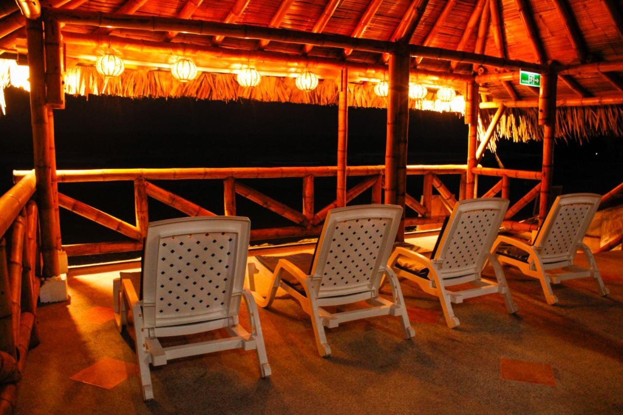 Hanga Roa Hotel มอนตาญิตาร์ ภายนอก รูปภาพ