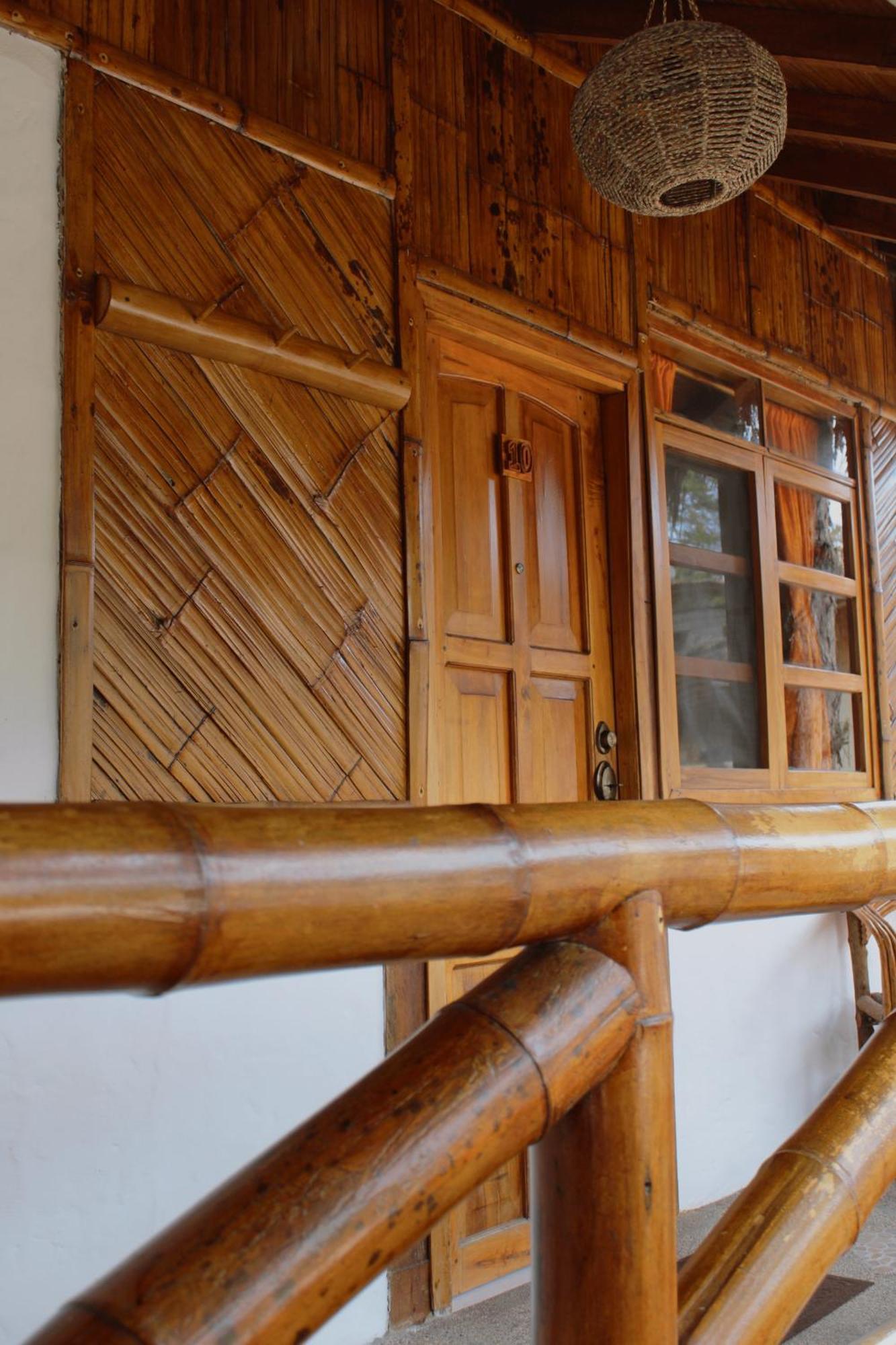 Hanga Roa Hotel มอนตาญิตาร์ ภายนอก รูปภาพ